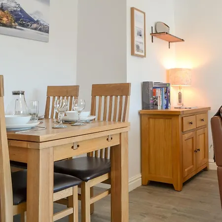 Wise Semesterbostad *